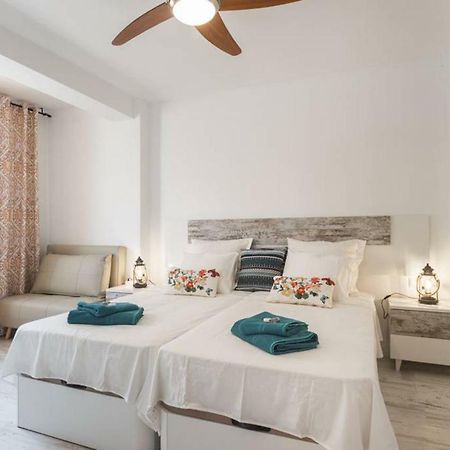 Laura Sea View Apartment Валенсия Экстерьер фото